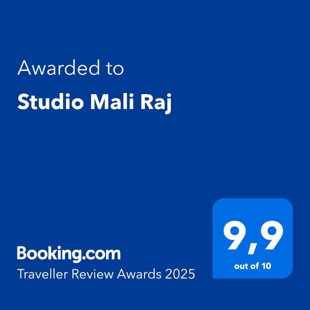 Studio Mali Raj 수페타르 외부 사진